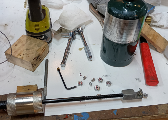 galley plugs out.png