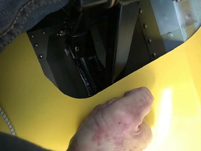 Aileron Link Left Side Interference Sm.jpg