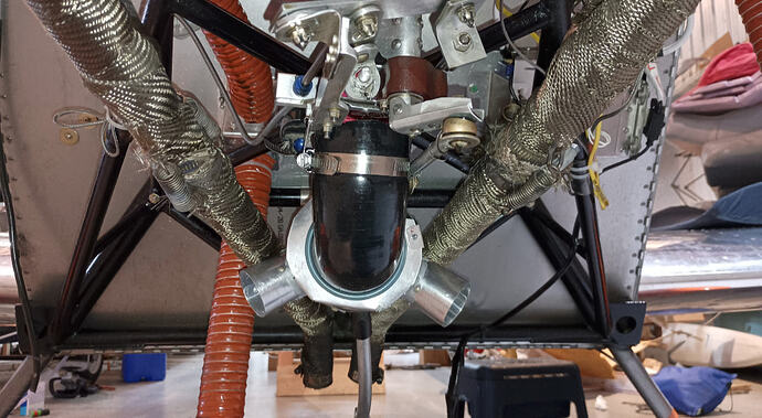 air filter shroud with dual inlets