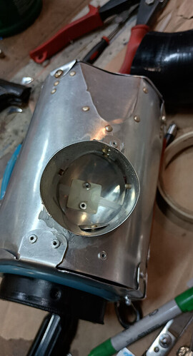 deflector viewed through inlet